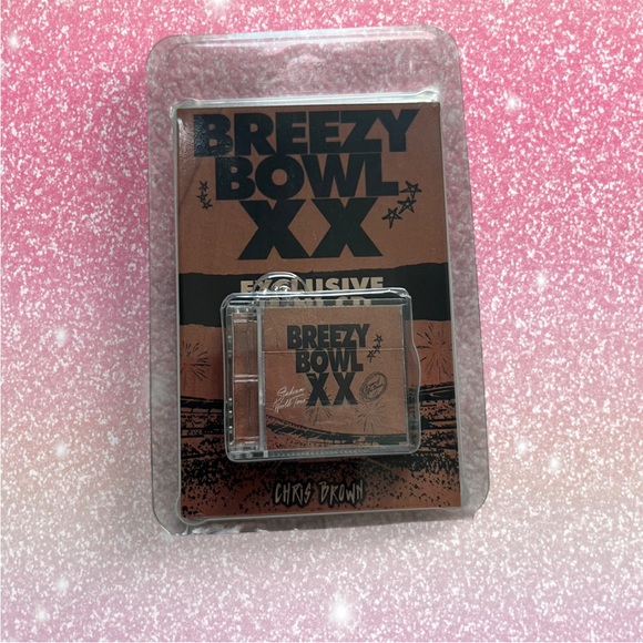 Chris Brown VIP merch Breezy Bowl XX Exclusive mini CD keychain - Picture 1 of 1